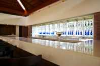 Quầy bar, cafe và phòng lounge The Westin Sohna Resort & Spa