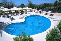 Swimming Pool Hotel Califfo