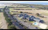 Nearby View and Attractions 7 Barwon Heads Resort at 13th Beach