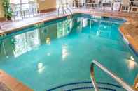 Swimming Pool Comfort Suites Huntsville Research Park Area