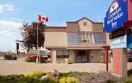 Exterior 4 Canadas Best Value Inn Toronto