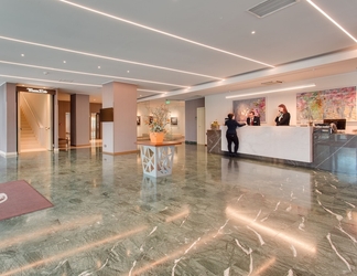 Lobby 2 DoubleTree by Hilton Cluj – City Plaza