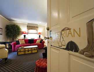 Sảnh chờ 2 10 Fitch Luxurious Romantic Inn