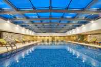 Swimming Pool Four Points by Sheraton Shanghai, Daning