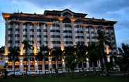 Exterior 2 Mulia Hotel