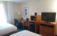 Bedroom 4 Fairfield Inn & Suites by Marriott Greensboro Wendover