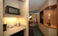 Bedroom 2 Fairfield Inn & Suites by Marriott Edison-South Plainfield