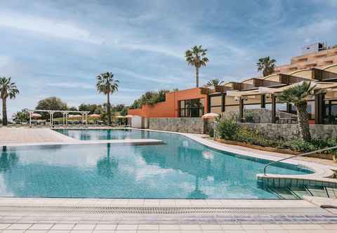 Swimming Pool Mangia's Torre del Barone Resort