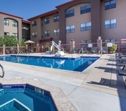 สระว่ายน้ำ 3 Residence Inn by Marriott Prescott