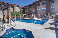 Swimming Pool Residence Inn by Marriott Prescott