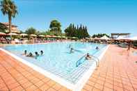 Hồ bơi Cefalù resort - Sporting Club