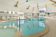 Swimming Pool Résidence Lagrange Vacances Les Jardins Renaissance