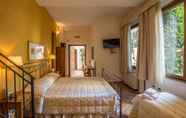 Bedroom 7 Relais Le Clarisse a Trastevere