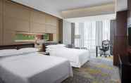 ห้องนอน 7 Sheraton Grand Shanghai Pudong Hotel & Residences