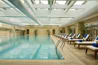 Swimming Pool Sheraton Grand Shanghai Pudong Hotel & Residences