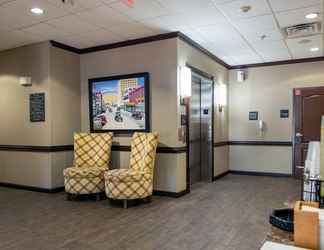 Lobi 2 Hampton Inn & Suites Port Arthur