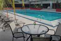 Swimming Pool Avari Lahore