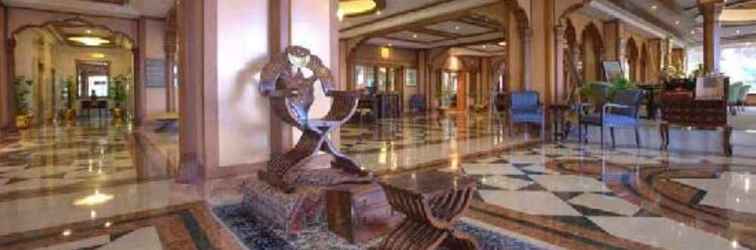 Lobby Avari Towers Karachi