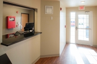 Lobi WoodSpring Suites Greenville Central I-85