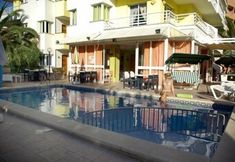 泳池 7 Apartamentos Baulomar