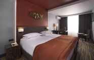 Bedroom 7 President Hotel