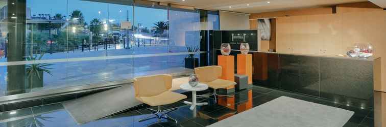 Lobby Hesperia Fira