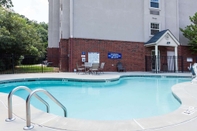 Swimming Pool Microtel Inn & Suites by Wyndham Conyers/Atlanta Area