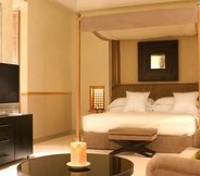 Bedroom 4 Hotel Villa Oniria