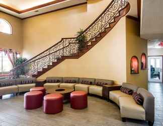 Lobby 2 Comfort Suites Gainesville