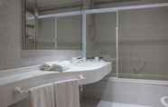 Toilet Kamar 5 Hotel Salus Terme - Adults Only