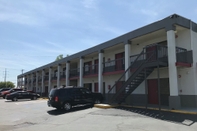 Exterior Americas Best Value Inn Ft. Jackson