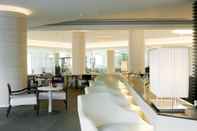 Bar, Cafe and Lounge Starhotels Grand Milan