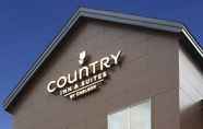 ภายนอกอาคาร 6 Country Inn & Suites by Radisson, Grand Rapids East, MI