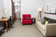 Common Space Country Inn & Suites by Radisson, Winchester, VA