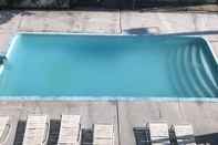 Swimming Pool La Fontana Motel
