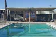 Swimming Pool Budget Inn and Suites El Centro