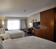 Bedroom 6 Courtyard by Marriott Wall at Monmouth Shores Corporate Park