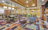 Restoran 3 Fairfield Inn & Suites by Marriott Burlington