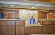 Lobby 4 Fairfield Inn & Suites by Marriott Burlington