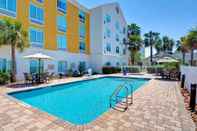 Swimming Pool Hilton Garden Inn Jacksonville Orange Park