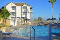 Kolam Renang Riviera Beach & Shores Resorts