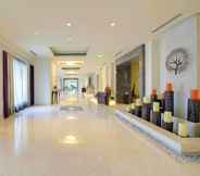 Lobby 5 Radisson Blu Bengaluru Outer Ring Road