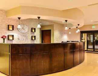 Lobby 2 Comfort Suites near MCAS Beaufort