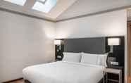 Kamar Tidur 7 AC Hotel Recoletos by Marriott