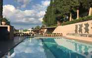 Swimming Pool 3 Castel Porrona Relais & Spa