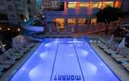 Swimming Pool 3 Monart City Hotel - All Inclusive