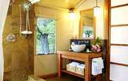 In-room Bathroom 4 Rockwater Secret Cove Resort