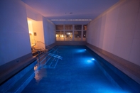 Swimming Pool Therme 51