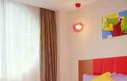 Bedroom 6 Shanshui Trends Hotel LuoHu ShenZhen