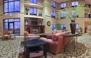 Lobi 6 Comfort Inn & Suites